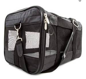 lot 1243 image: Sherpa Original Deluxe Pet Carrier, Large, Black