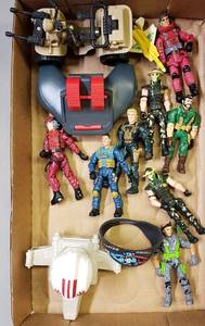 lot 212 image: Miscellaneous Action Figures