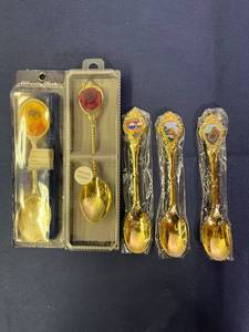 lot 406 image: Collectors Spoons - Lot 2
