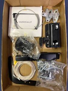 lot 416 image: Garage Items - Lot 2