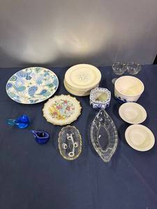 lot 428 image: Kitchen Glassware & Plates