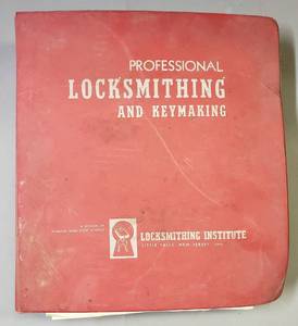 lot 223 image: Locksmithing Instruction Manual