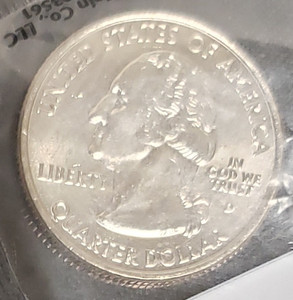 lot 30 image: 2007D Uncirculated Wyoming Quarter, (In Package)