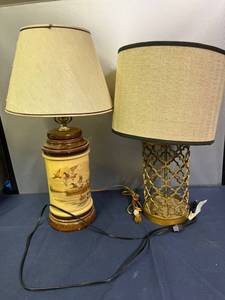 lot 320 image: Lamps