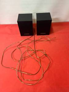 lot 348 image: Pioneer Speakers - 5.5x5x7