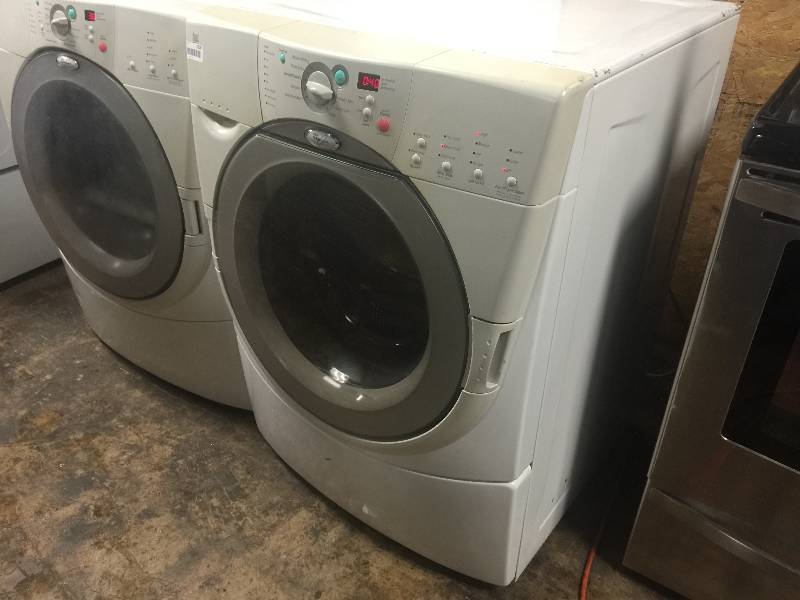 lot 1008 image: Whirlpool GHW9150PW 27 3.8 Cu. Ft. Duet Front-loading Washer, 8 Cycle, Dove Grey on White