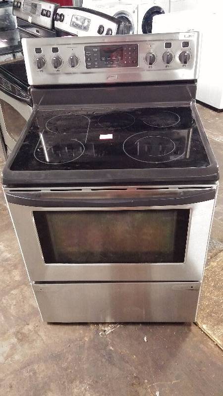 lot 1058 image: Kenmore black Flat Top