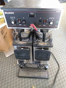 lot 1472 image: Bunn DUAL SH Soft Heat� Dual Satellite Coffee Brewer, Stainless, 120 208v1ph
