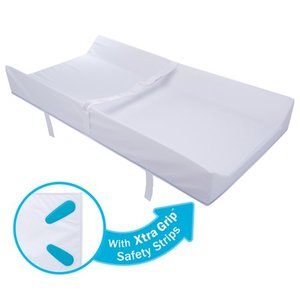 lot 1960 image: Munchkin Secure Grip Changing Pad with Xtra Grip Safety Strips, White
