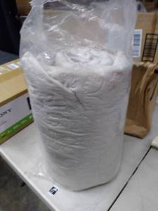 lot 2058 image: 118x106 Inch Off White Floral Quilted Duvet Set With Pillowcases