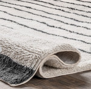 lot 2003 image: NuLoom Bassie Ivory 2x8 Foot Area Rug