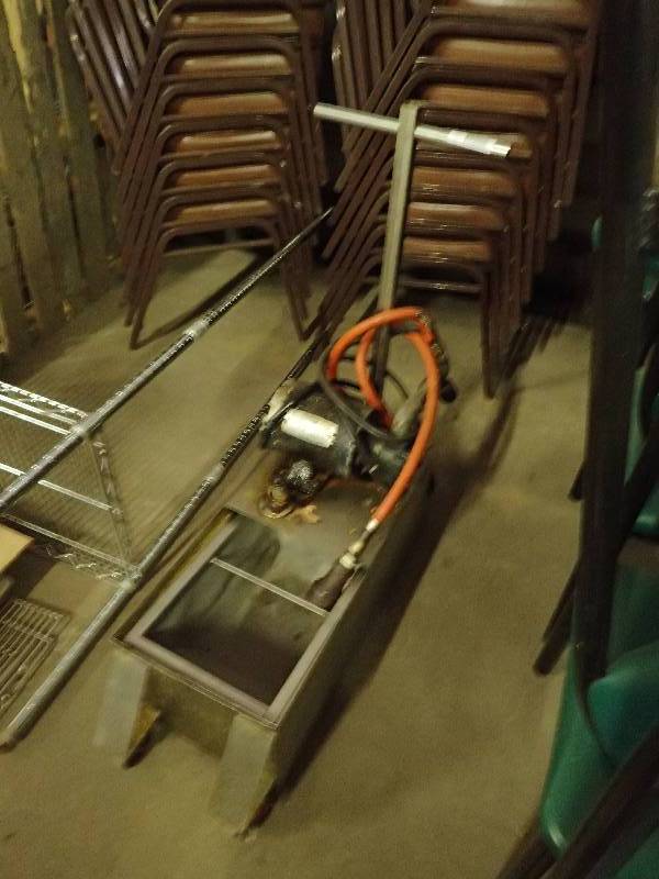 lot 604 image: Stainless Grease Caddy With Pump