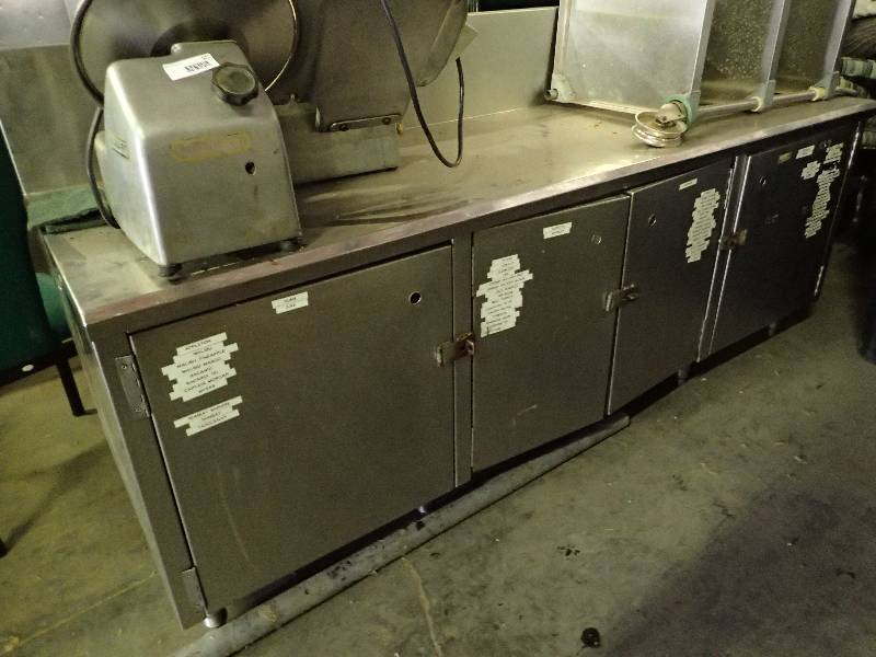lot 622 image: 78� Stainless Equipment Stand With 9� Back Splash