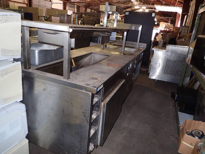 lot 641 image: Quailserd Commercial All Stainless Heated And Refrigerated  Heated Work Station