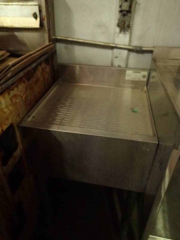 lot 651 image: Stainless Under Bar Drain