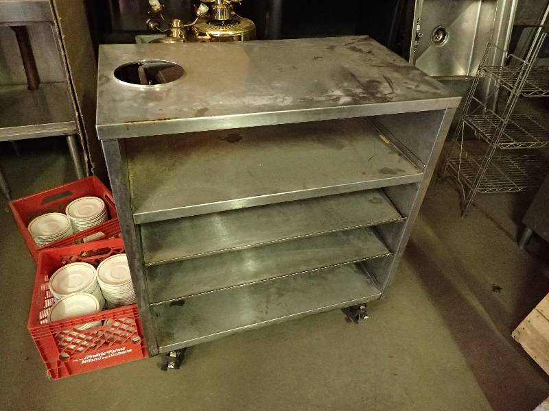 lot 652 image: 4 Tier Stainless Work top Cart