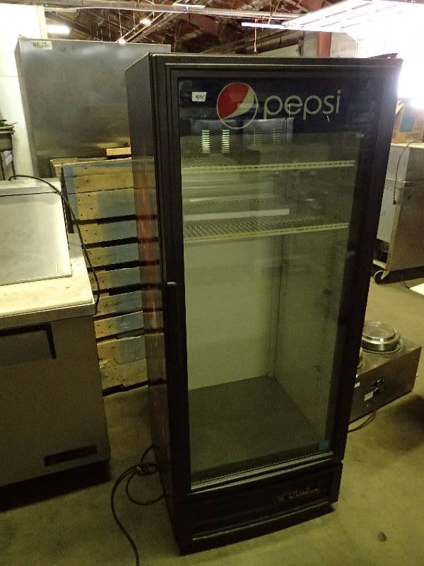 lot 669 image: True Single Door Glass Beverage Cooler