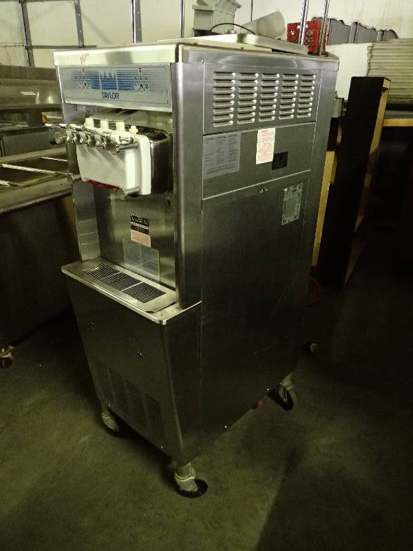 lot 682 image: Taylor Crown 2 Flavor Soft Serve Ice Cream Machine