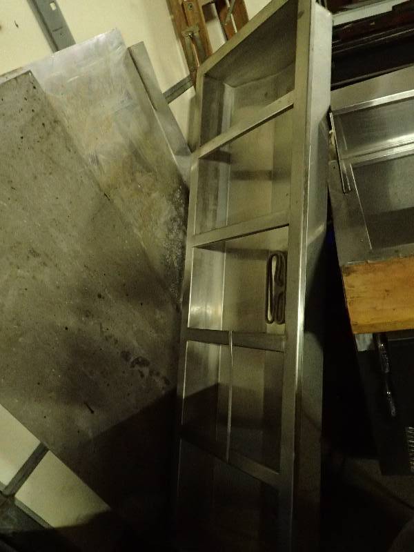 lot 630 image: Glenn Electric Stainless 5 Compartment Food Steam Well