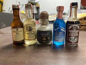 lot 60386 image: small liquor bottles