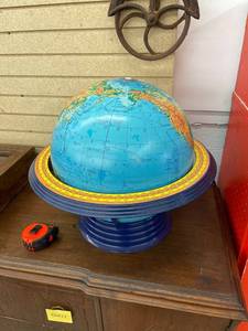 lot 60429 image: vintage world globe