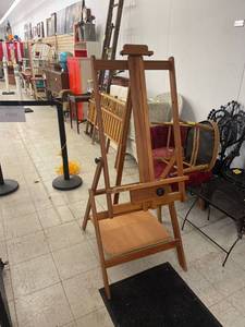 lot 60452 image: art easel