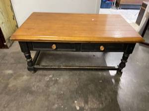lot 60453 image: large wood coffee table
