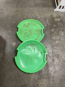 lot 60484 image: pair of plastic sleds