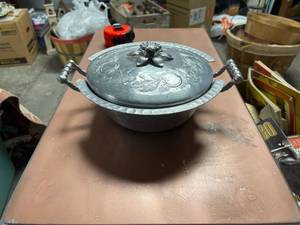 lot 60487 image: everlast hammered aluminum