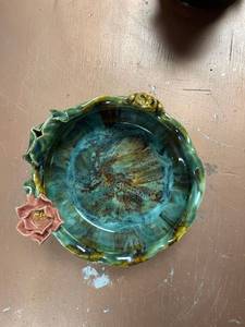 lot 60505 image: frog bowl