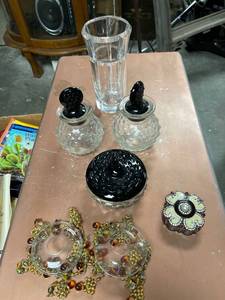 lot 60526 image: glassware