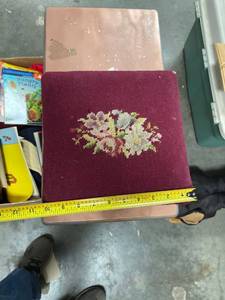 lot 60564 image: small red stool