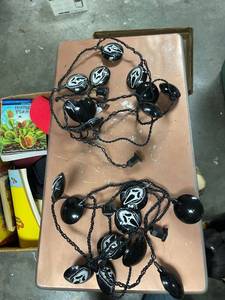 lot 60576 image: 2 strands of Halloween lights