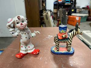 lot 60579 image: clown and zebra