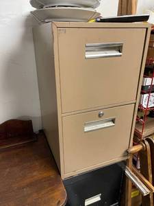 lot 60586 image: 2 drawer filing cabinet tan