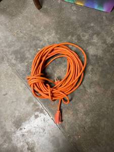 lot 60594 image: extension cord