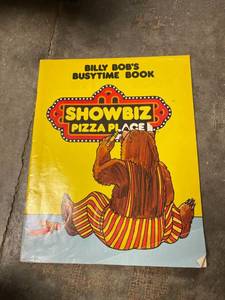 lot 60610 image: showbiz pizza book