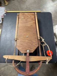 lot 60667 image: sled