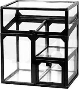 lot 2473 image: Moochi Black Vintage Makeup Case