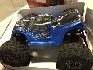 lot 2517 image: Hot Gptoys S920 Car 110 46 Kmh Monster Truck 2.4g 4wd Double Mo