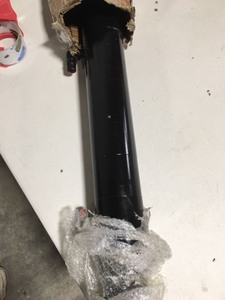 lot 2534 image: JEENDA New Hydraulic Bucket Tilt Cylinder 7117174 Compatible with Bobcat Skid Steer 773 S150 S160 S175 S185 S205 Compact Track Loader T180 T190