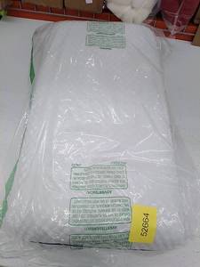 lot 52664 image: WEEKENDER Ventilated Gel Memory Foam Pillow, Queen