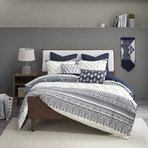 lot 2611 image: InkIvy Mila 3-Piece KingCal King Printed Comforter Set Bedding