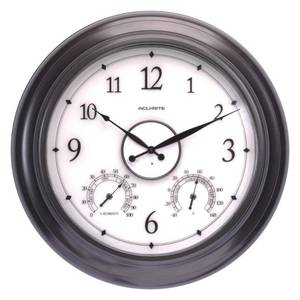 lot 2674 image: Illuminated Outdoor Clock with Temperature and Humidity Sensor