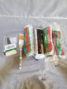 lot 69049 image: LOT OF RAMDOM PAINTING ITEMS
