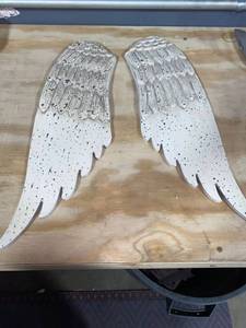 lot 9906 image: Wings 2-Pc. Wall Decor Set 22�x8�