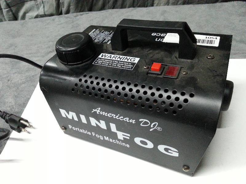 lot 1054 image: Start the bubbles and this Fog machine.  Halloween is right around the corner and this needs to be in the driveway ready to smokem
