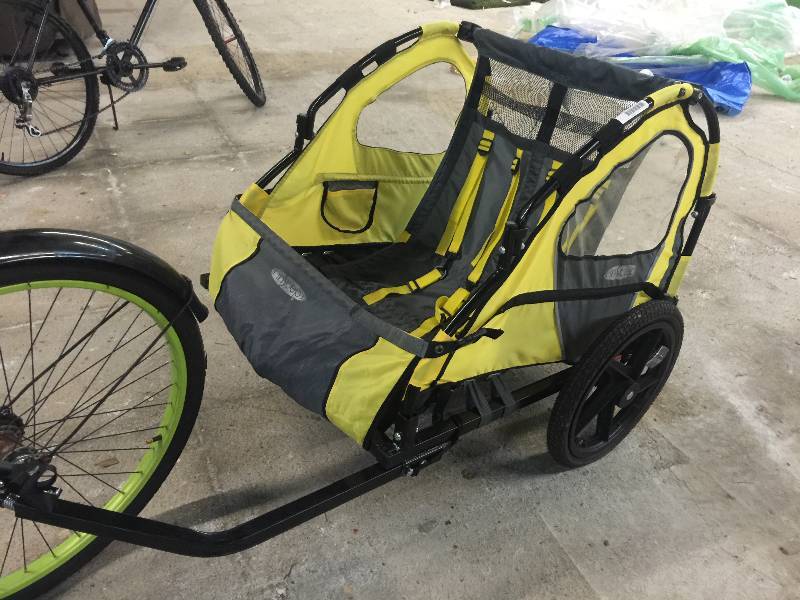 lot 1129 image: BICYCLE TRAILER- YELLOW - FULL COVER WITH NETTING