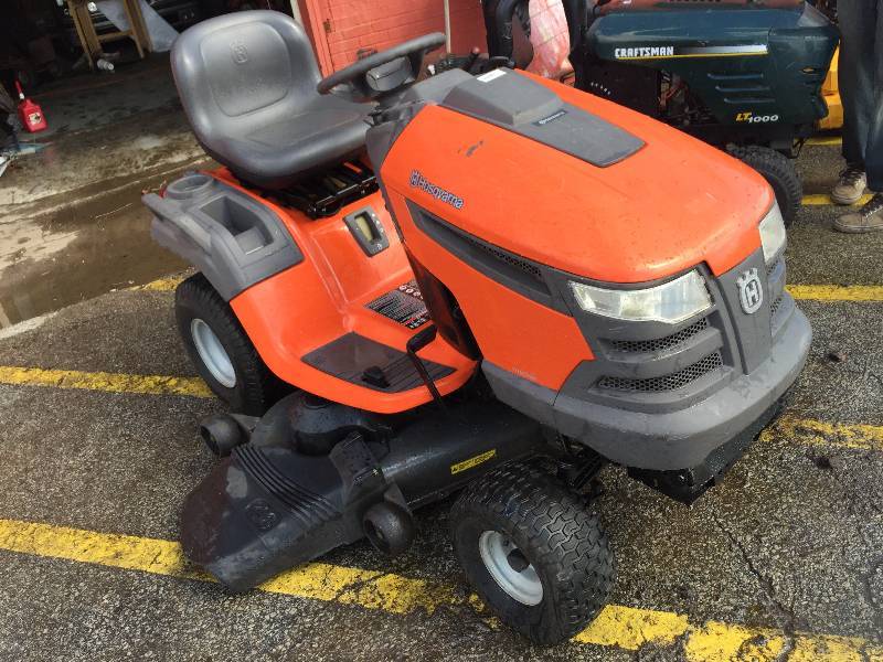 Husqvarna YTH 2448 T (917.279201) RIDING MOWER- 48