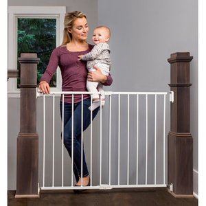 lot 3369 image: Regalo Extra Wide 2-in-1 Stairway and Hallway Safety Gate with Mounting Kit